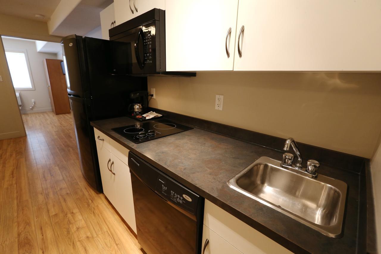 Platinum Residences Fort Mcmurray Exterior foto